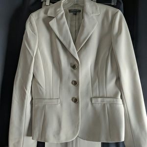 Ann Taylor Women's Suit